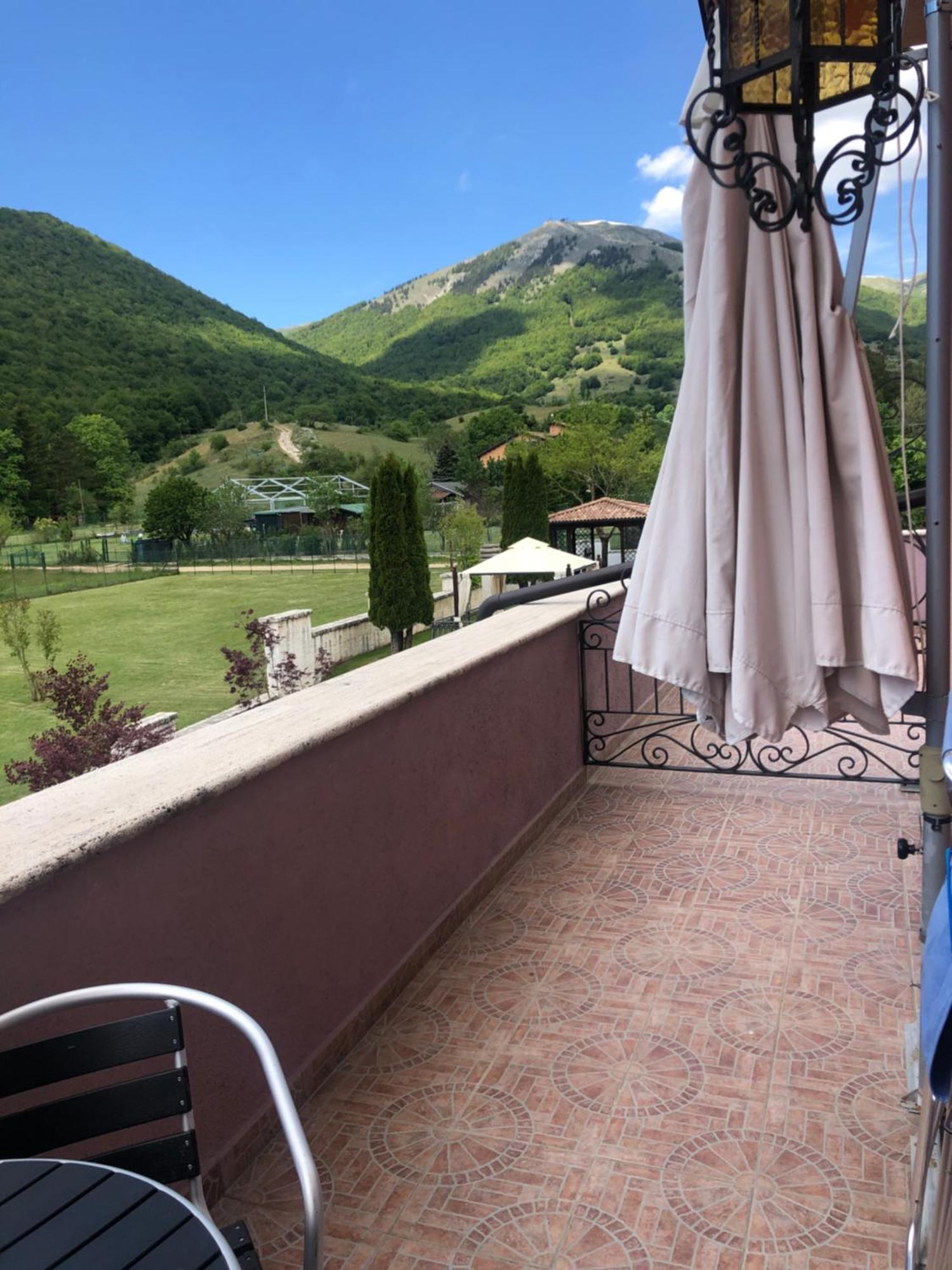 Hotel Bucaneve Pescasseroli Exterior photo